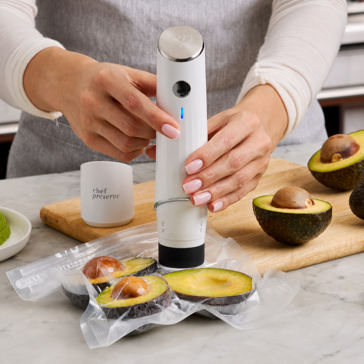 Temporary reference: compact handheld vacuum sealer